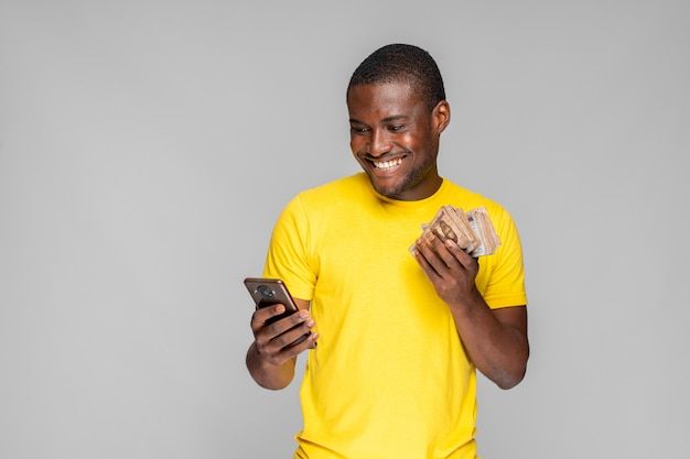 Why Lagosians Are Selling Their Used Phones More Than Ever