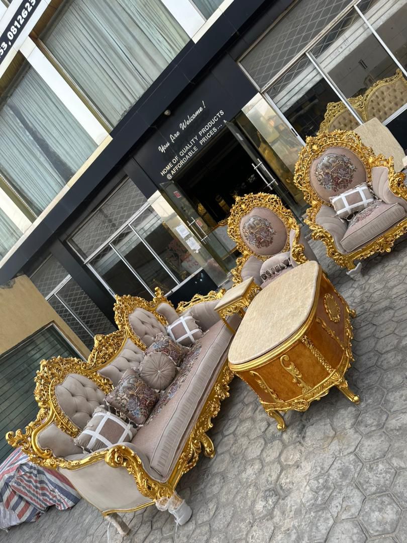 Royal Cushion for Sale