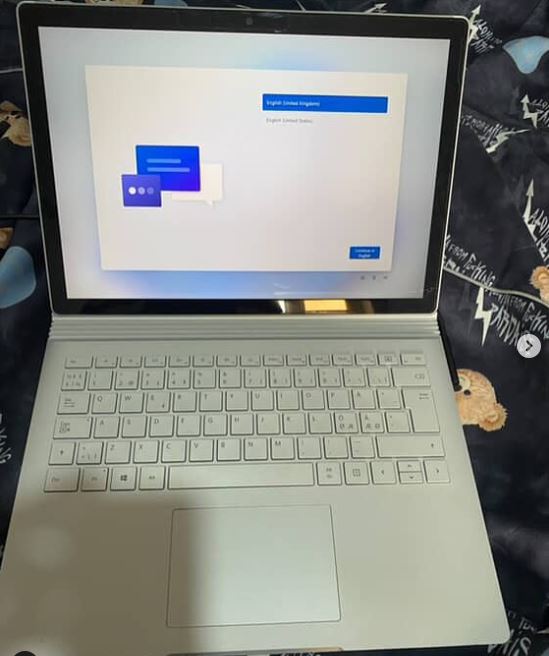 Surface book 2