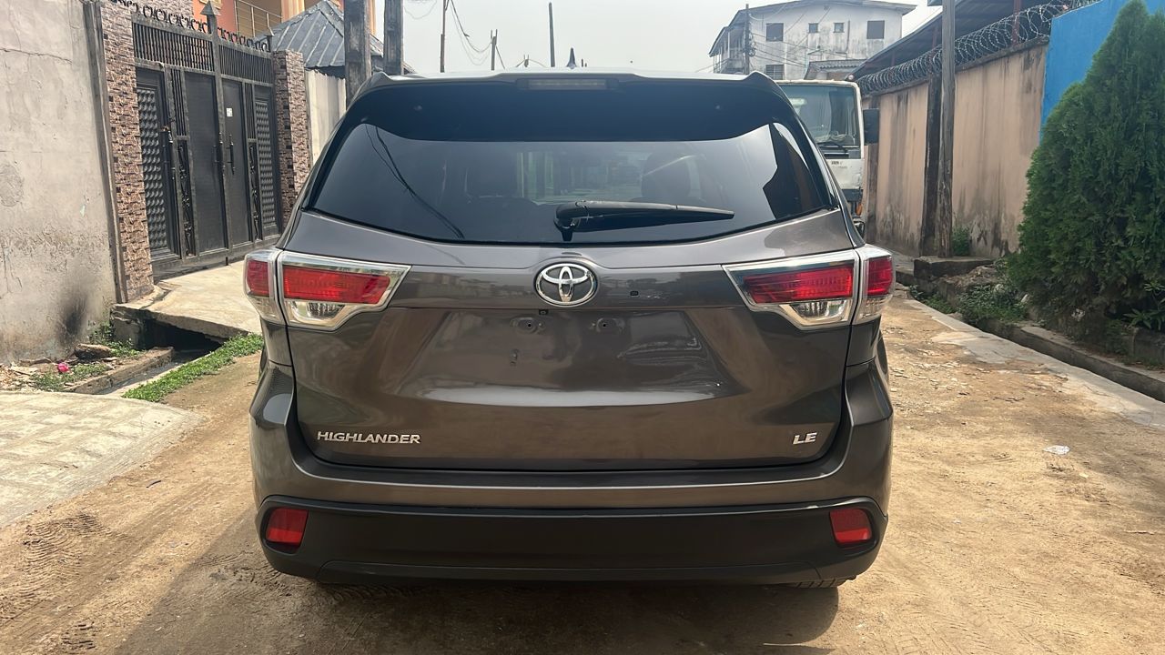 Toyota highlander 2021 tokunbo for sale, working perfectly.