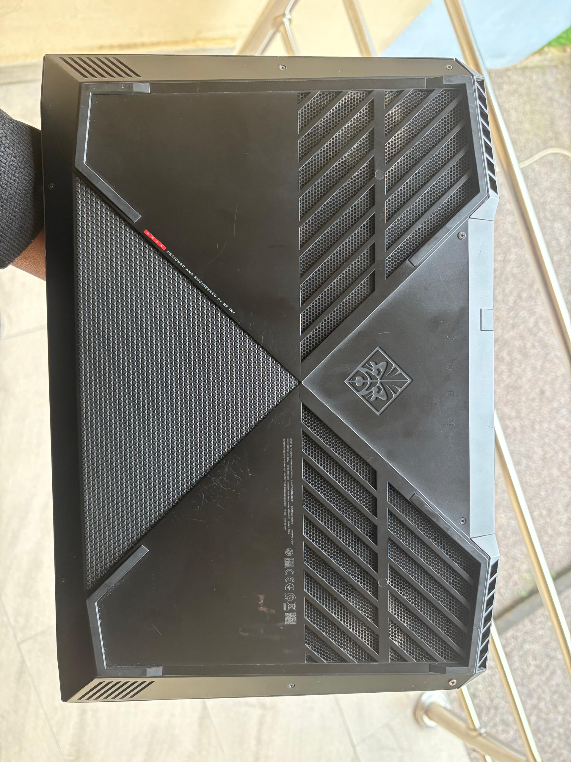 Laptop HP Omen 15 16GB intel core i7 HDD 1T