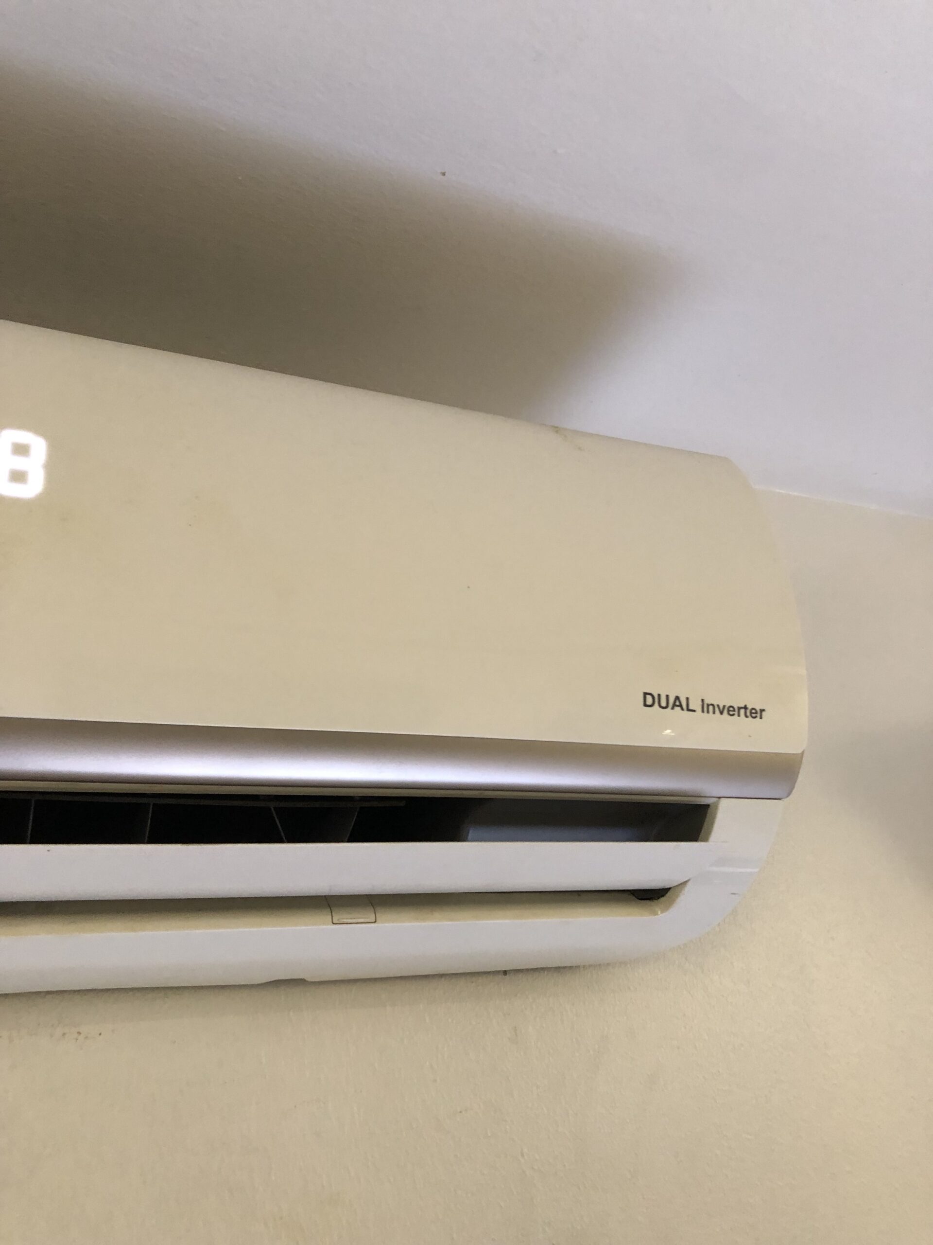 LG inverter 1.5hp split Air Conditioner